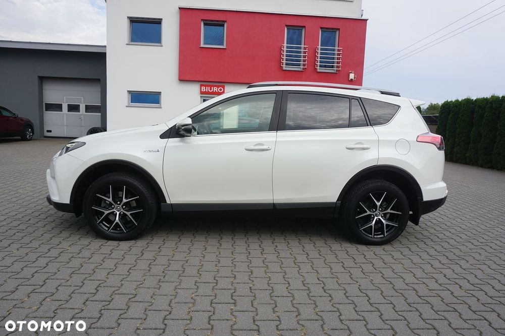 Toyota RAV4 Hybrid Selection 4x2 - 32