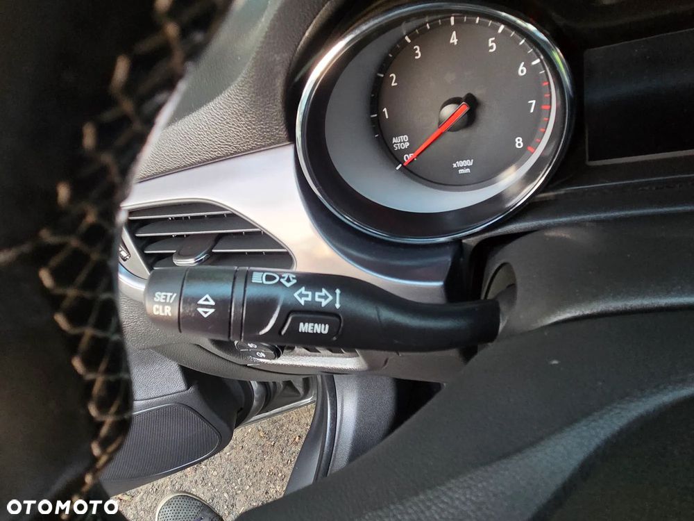 Opel Astra 1.4 Turbo Start/Stop Dynamic - 18