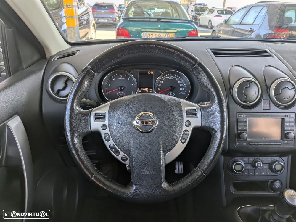 Nissan Qashqai +2 1.5 dCi Tekna Premium 18 - 9