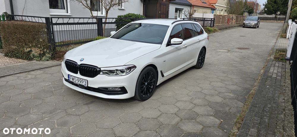 BMW Seria 5 520d xDrive Sport Line - 1