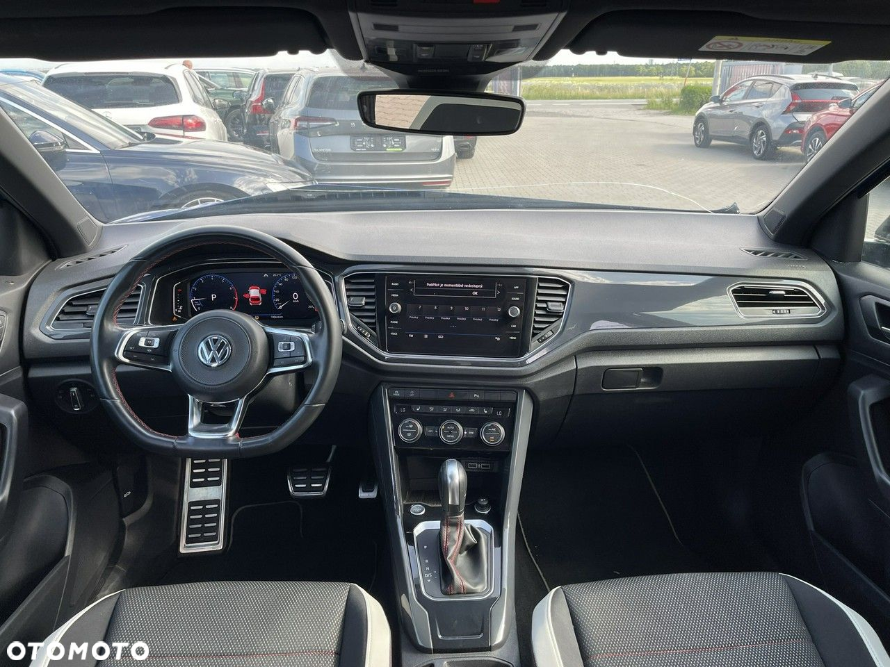Volkswagen T-Roc 1.5 TSI R-Line DSG - 9