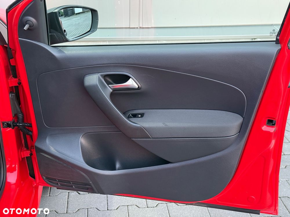 Volkswagen Polo - 27