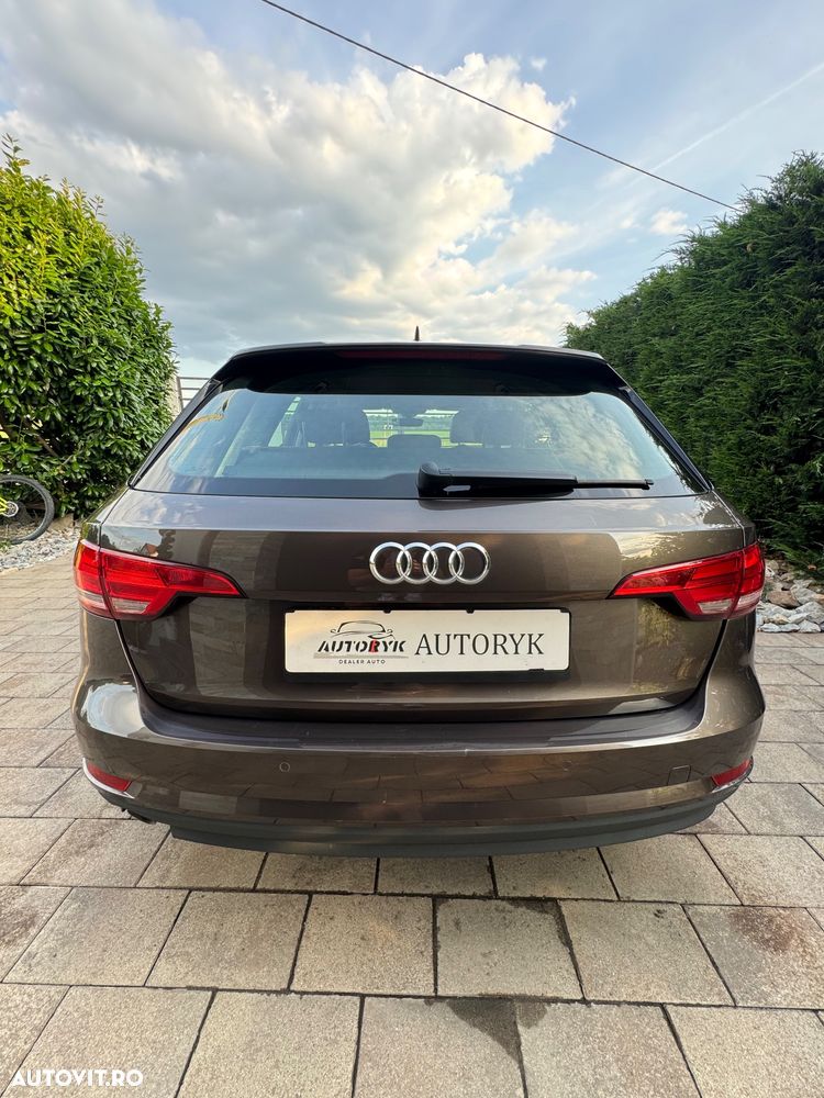 Audi A4 Avant 2.0 TDI ultra S tronic - 4