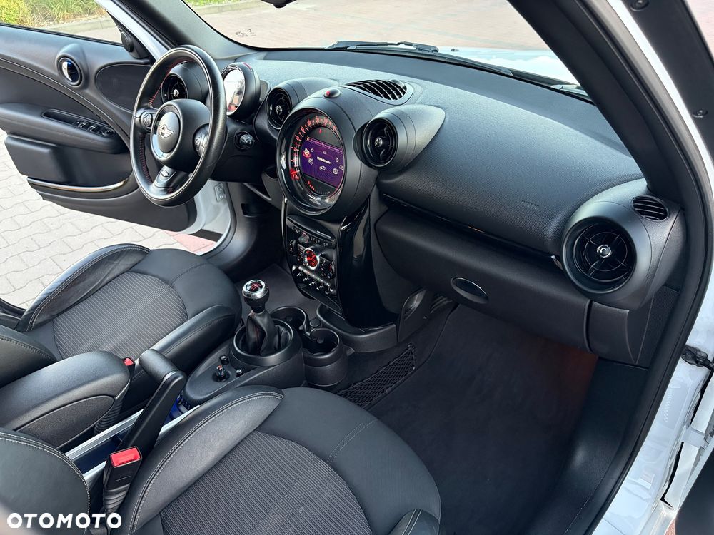 MINI John Cooper Works - 30
