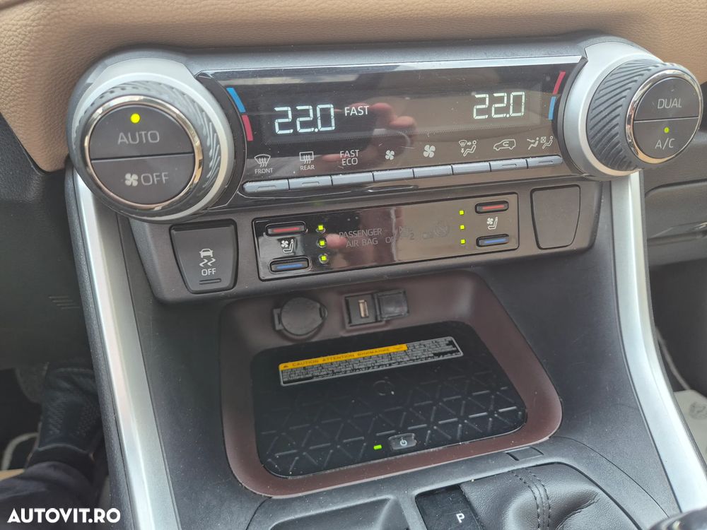 Toyota RAV4 2.5 VVT-iE 4x4 Luxury Premium - 32