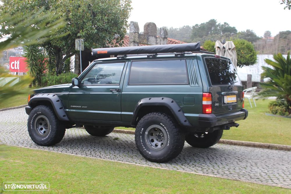 Jeep Cherokee 2.5 TD Sport - 4