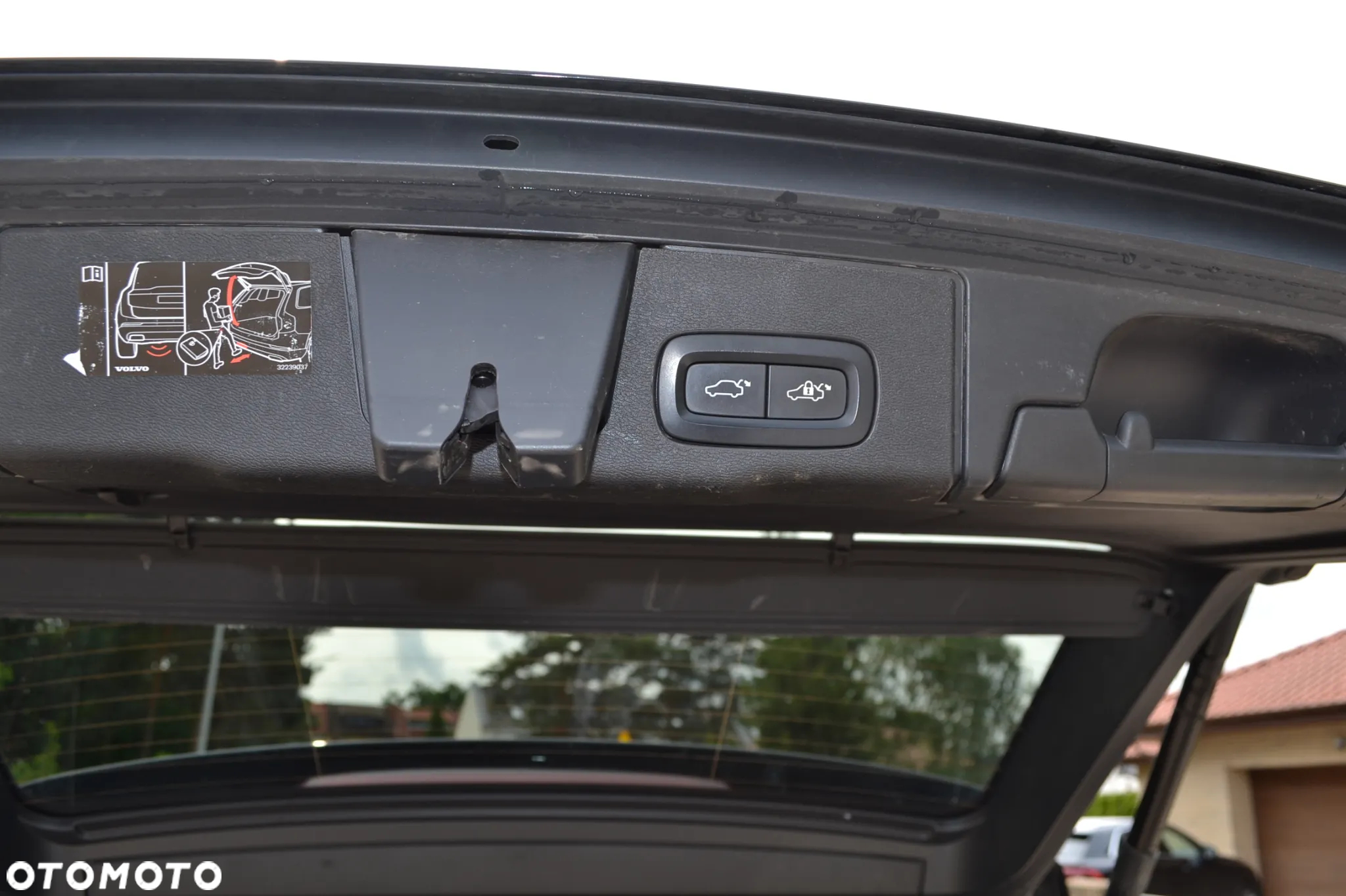 Volvo XC 60 T6 Plug-In Hybrid AWD Inscription Expression - 14
