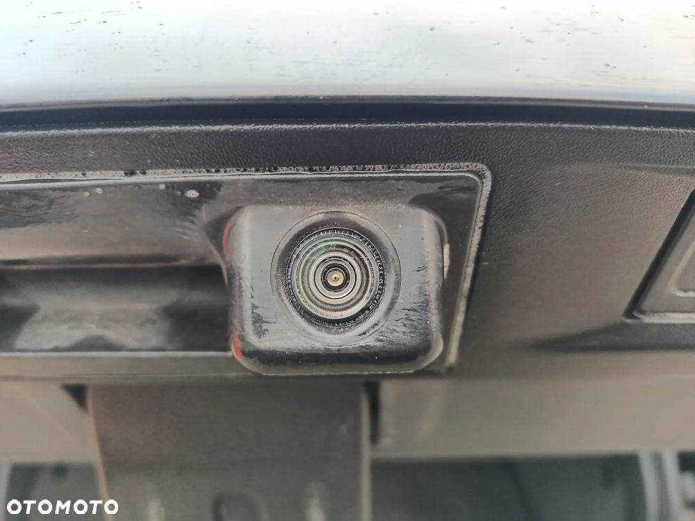 Volkswagen Tiguan - 16