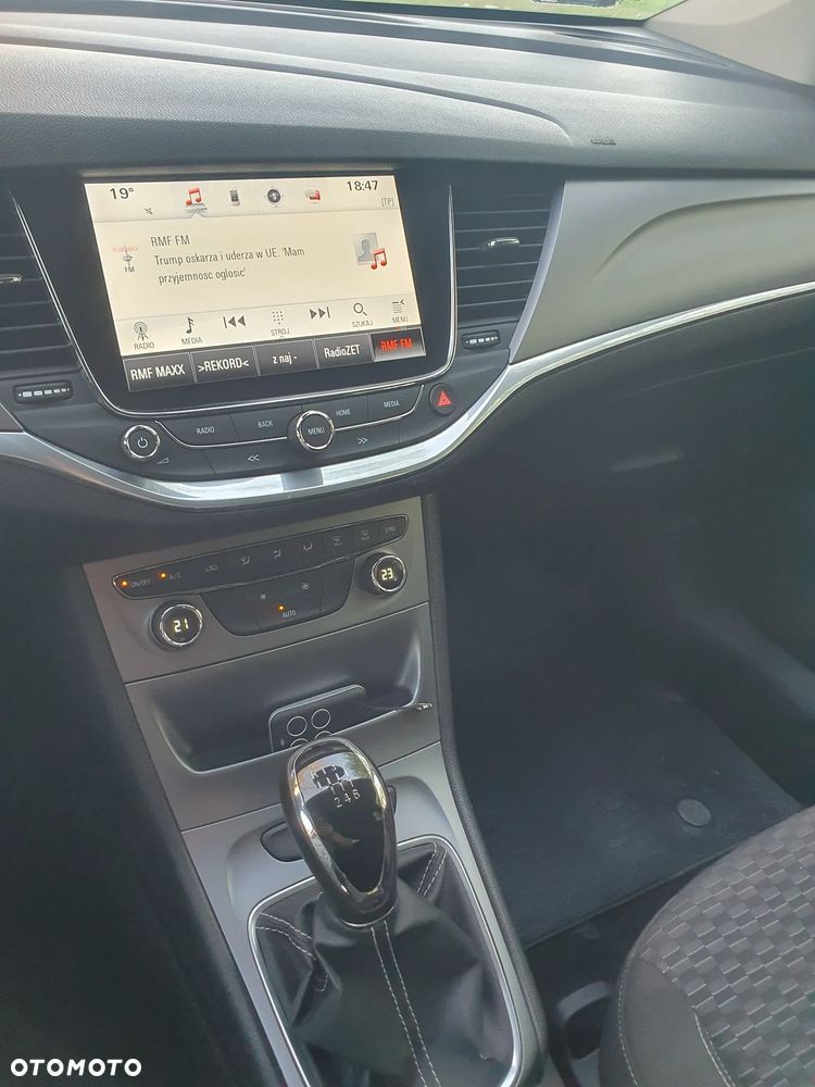 Opel Astra - 16