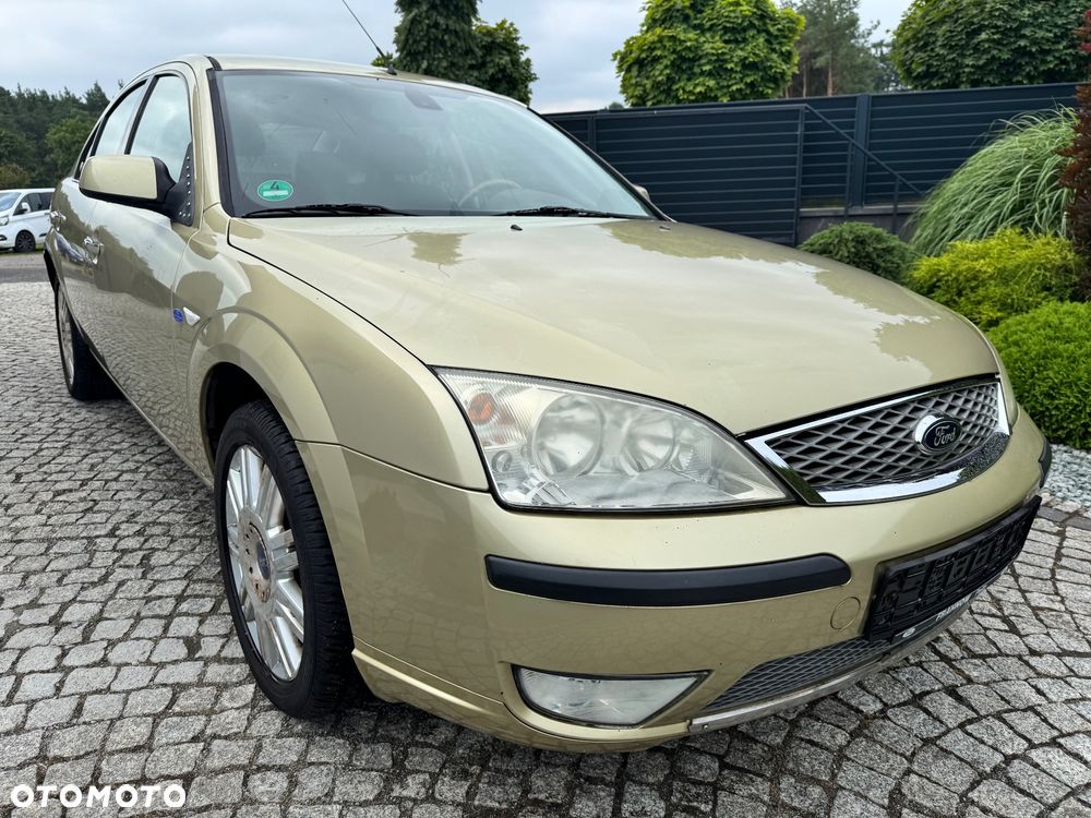 Ford Mondeo - 9