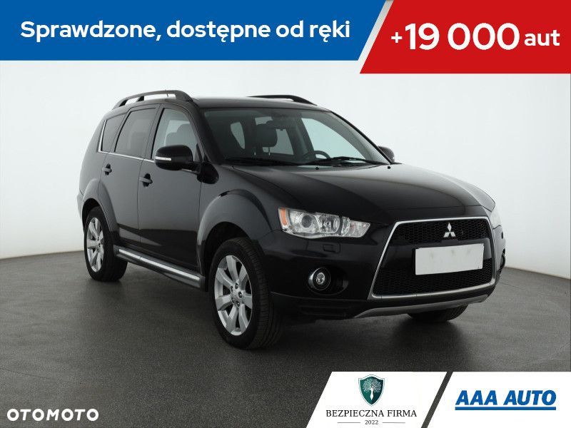 Mitsubishi Outlander - 1
