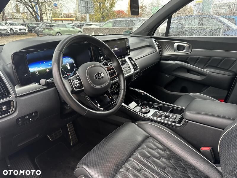 Kia Sorento - 10