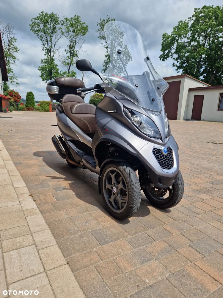 Piaggio MP-3 - 3