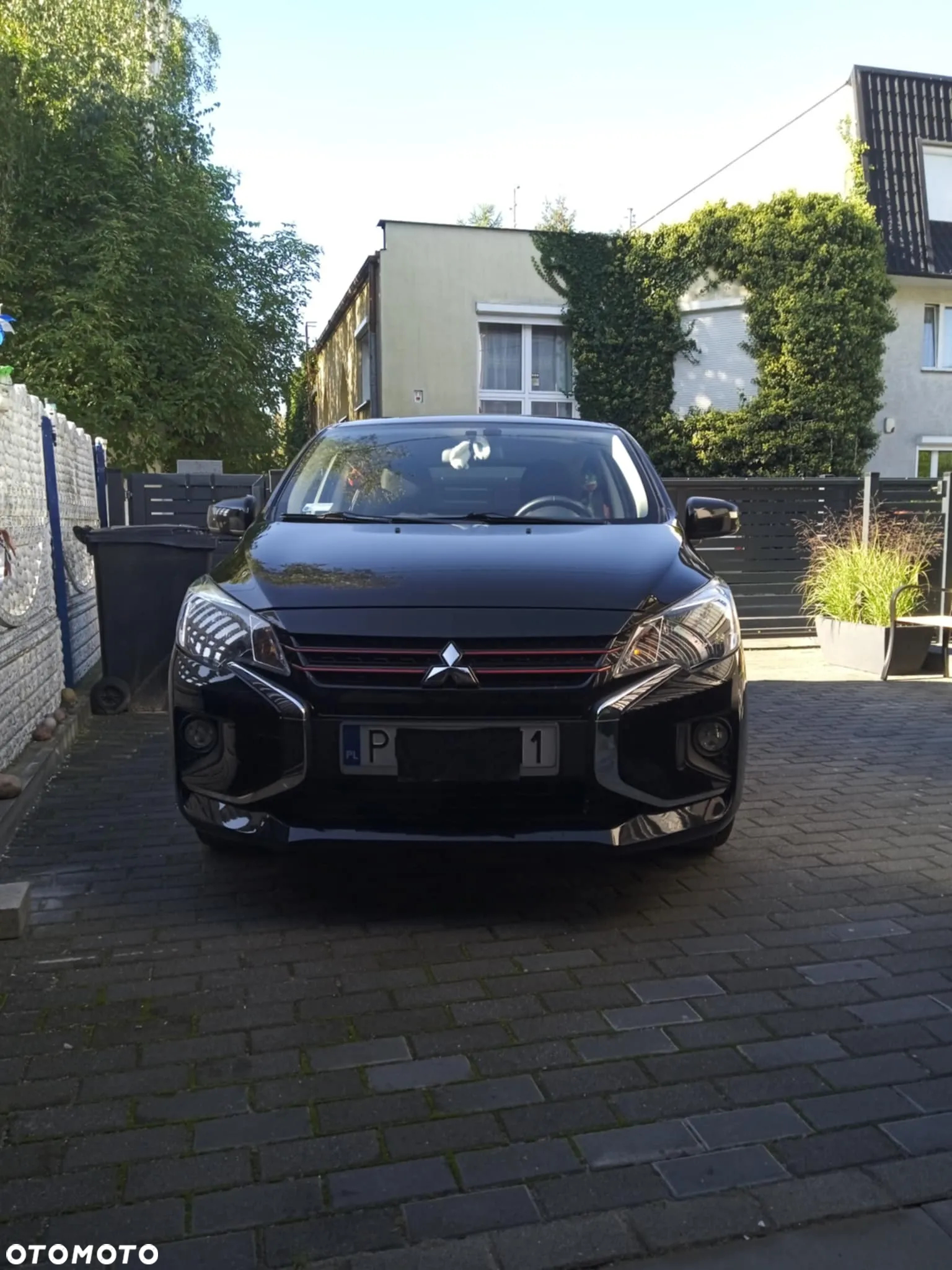 Mitsubishi Space Star 1.2 AS&G Intense - 3