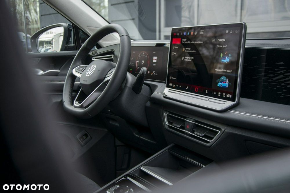 Volkswagen Tiguan - 14