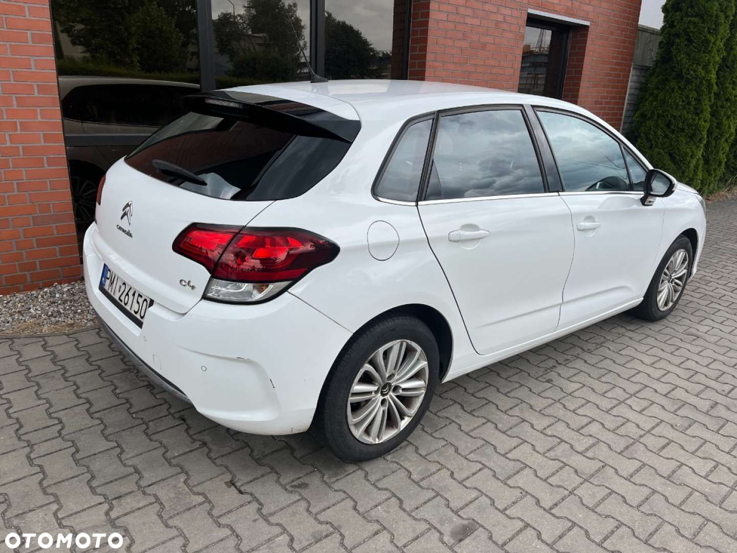 Citroën C4 BlueHDi 100 Selection - 4