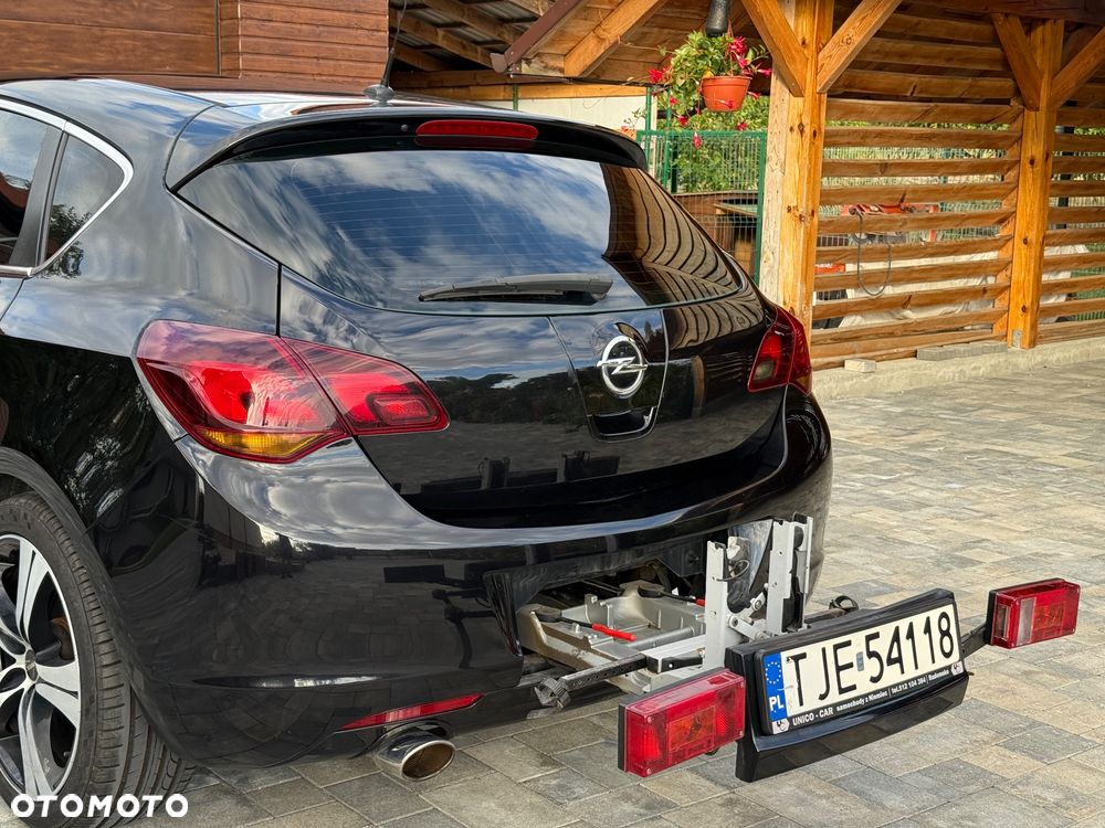 Opel Astra 1.4 T Cosmo - 9