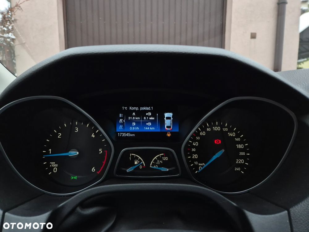 Ford Focus 2.0 TDCi Titanium ASS - 19