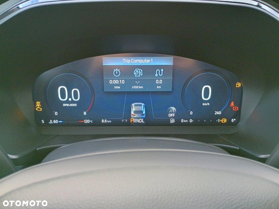 Ford Kuga - 9