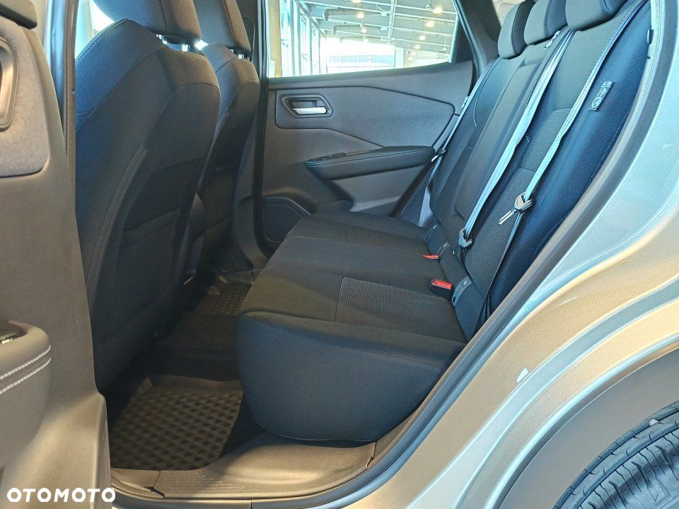 Nissan Qashqai - 12