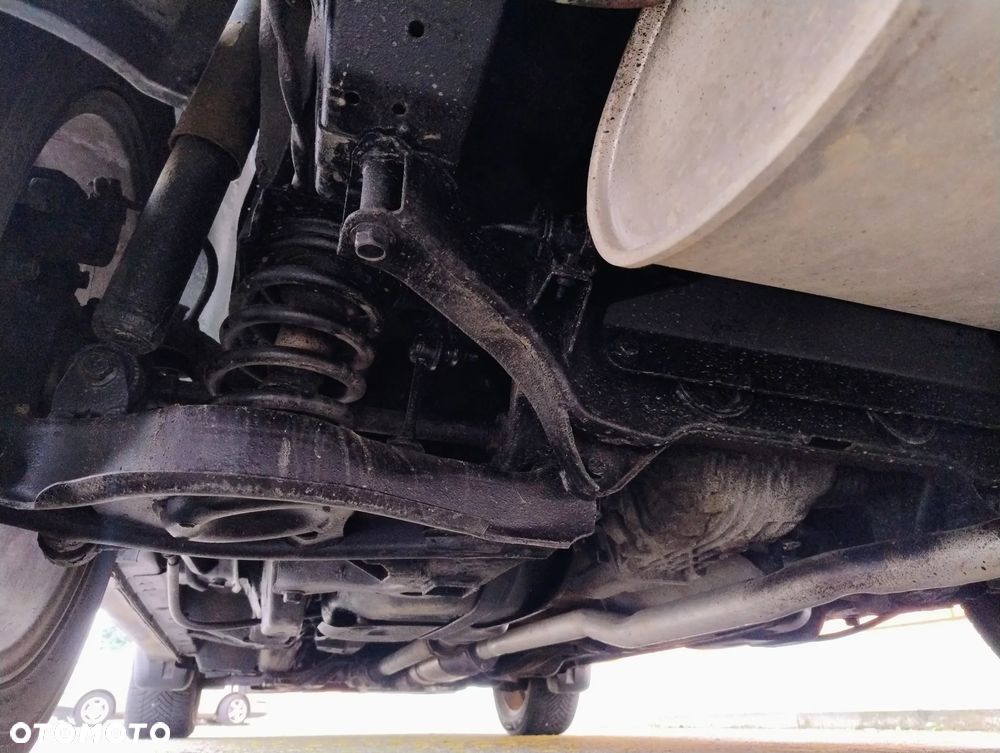 Opel Antara 2.0 CDTI 4x4 Navi - 37