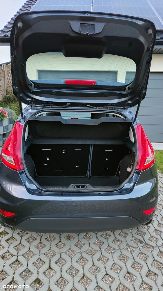 Ford Fiesta - 9