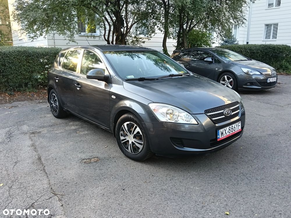 Kia Ceed 1.6 Comfort - 30
