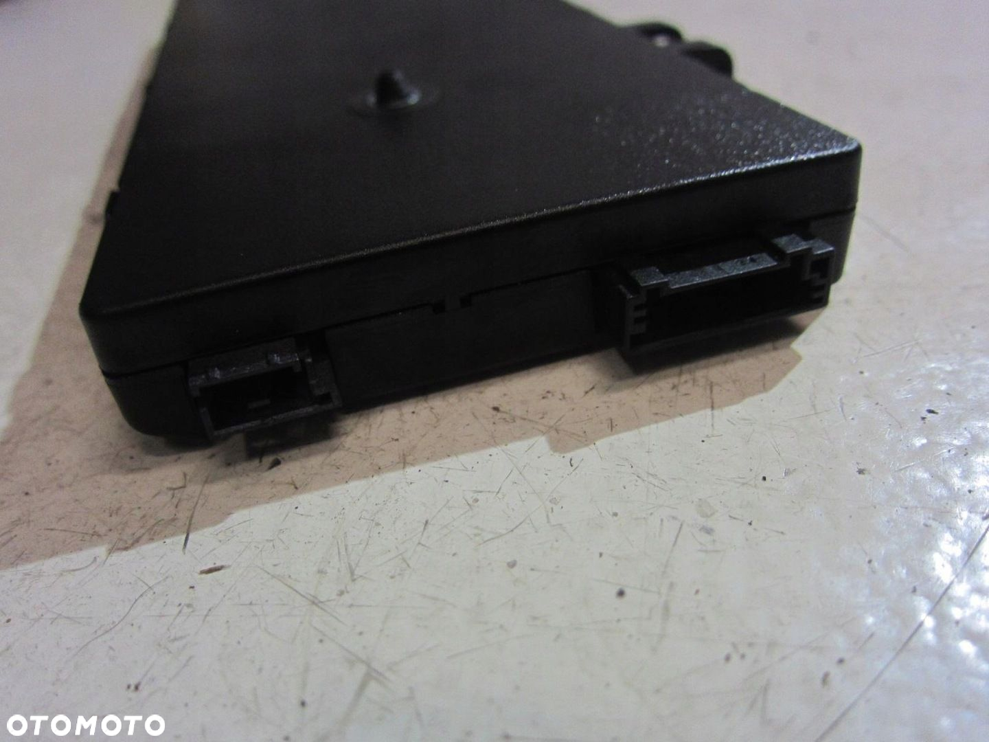 BMW X3 F25 ANTENA WZMACNIACZ DIVERSITY 9276061 - 2