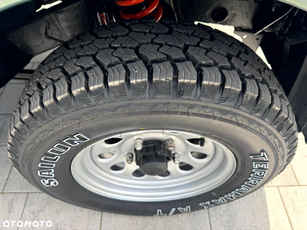 Suzuki Jimny - 26