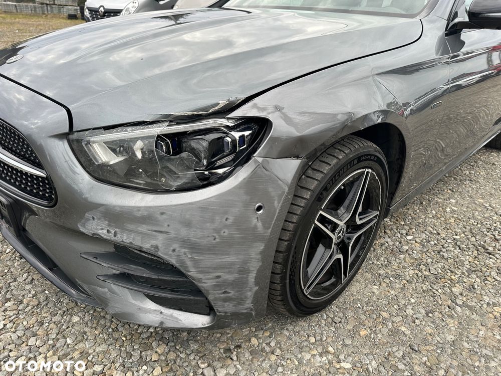 Mercedes-Benz Klasa E 300 de 4Matic T 9G-TRONIC AMG Line - 2