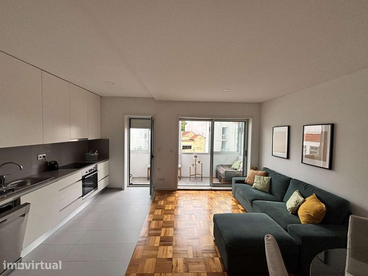 Apartamento T2 Arrendamento em Cedofeita, Santo Ildefonso, Sé, Miragai - Grande imagem: 2/25