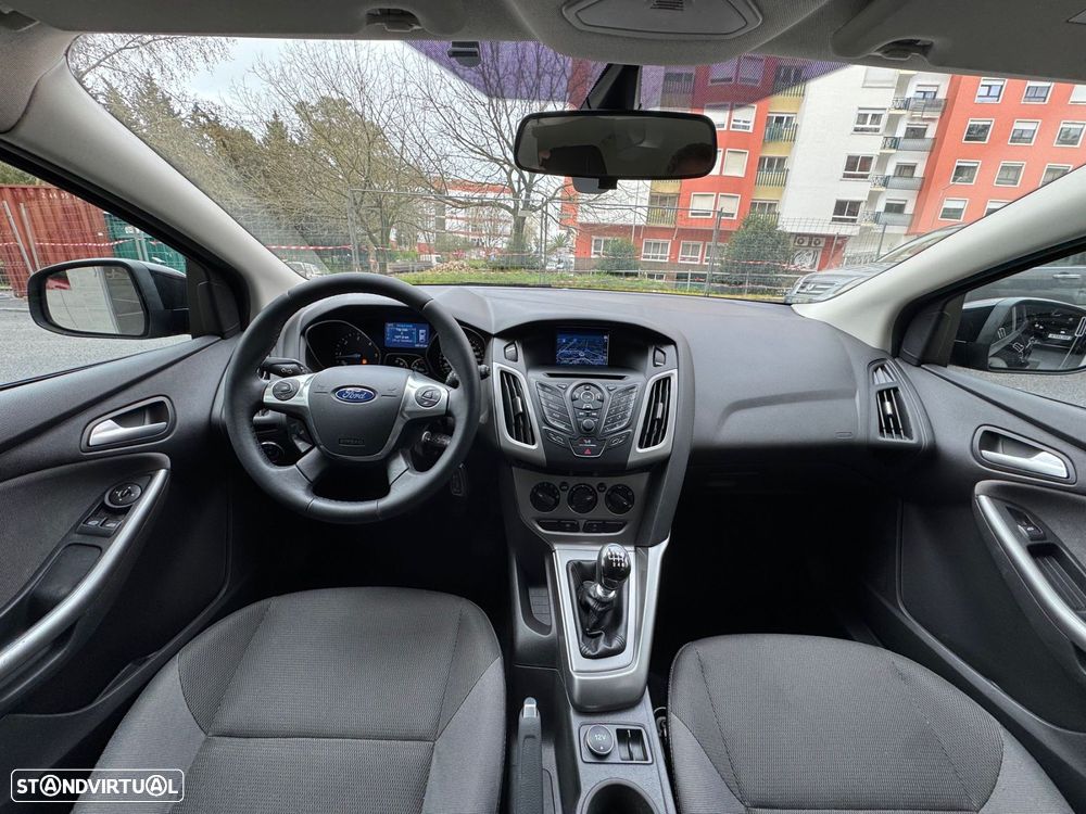 Ford Focus SW 1.6 TDCi ECOnetic 88g S&S Titanium - 16