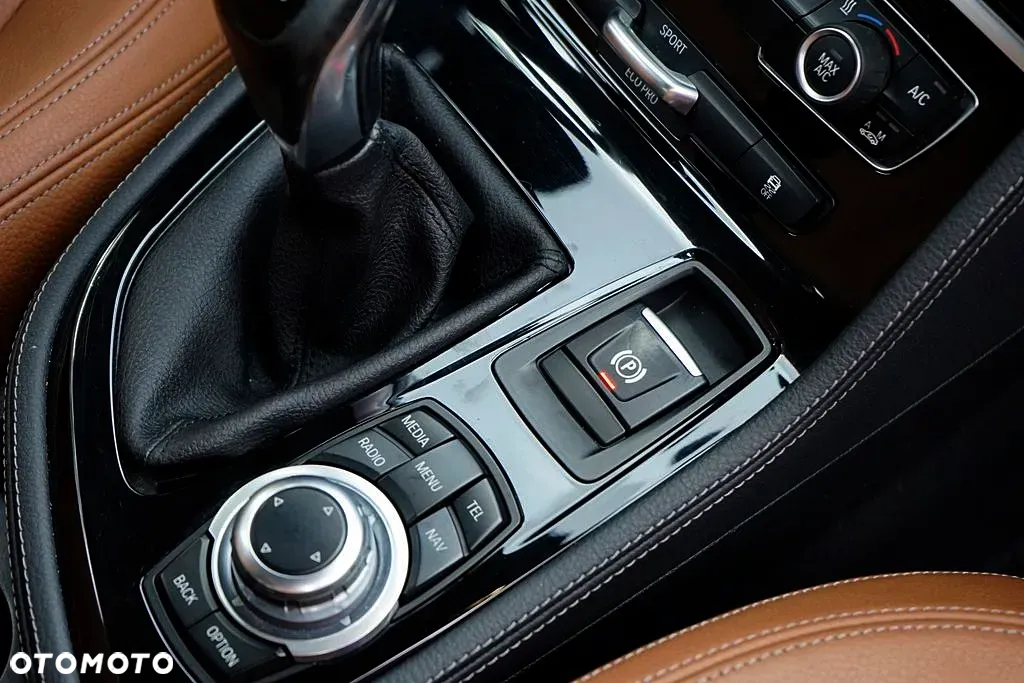 BMW Seria 2 216d Active Tourer - 31