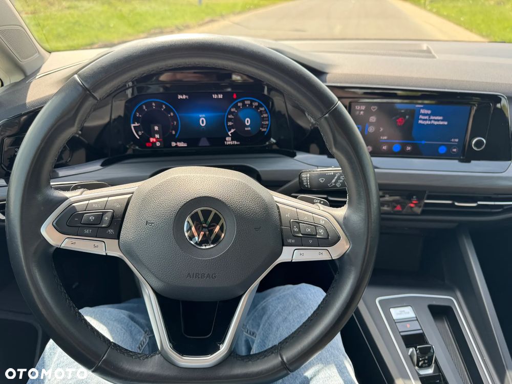 Volkswagen Golf 1.5 eTSI EVO Style DSG - 15