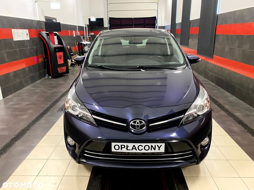 Toyota Verso 1.8 Premium - 4