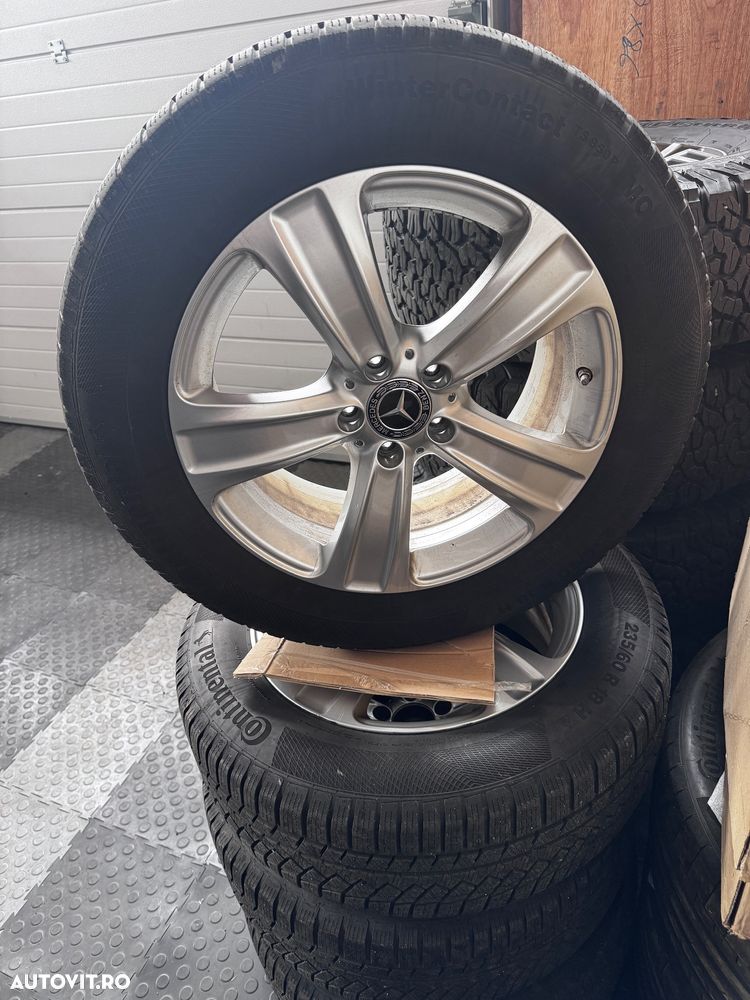 Mercedes-Benz GLC - 21