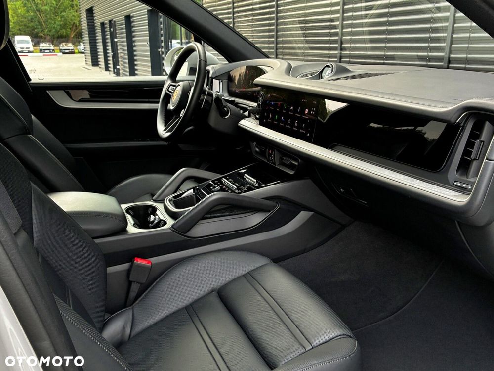 Porsche Cayenne - 39
