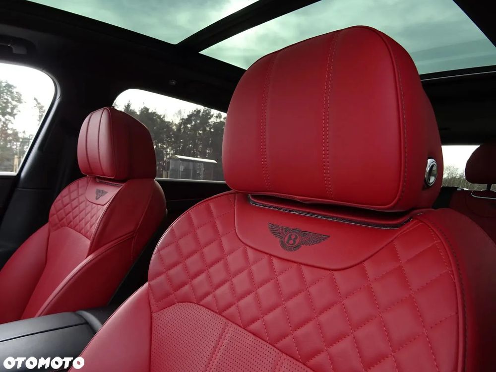 Bentley Bentayga W12 - 12