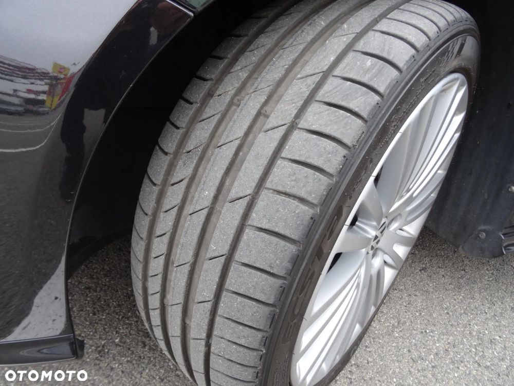 Volkswagen Golf R32 4Motion DSG - 17