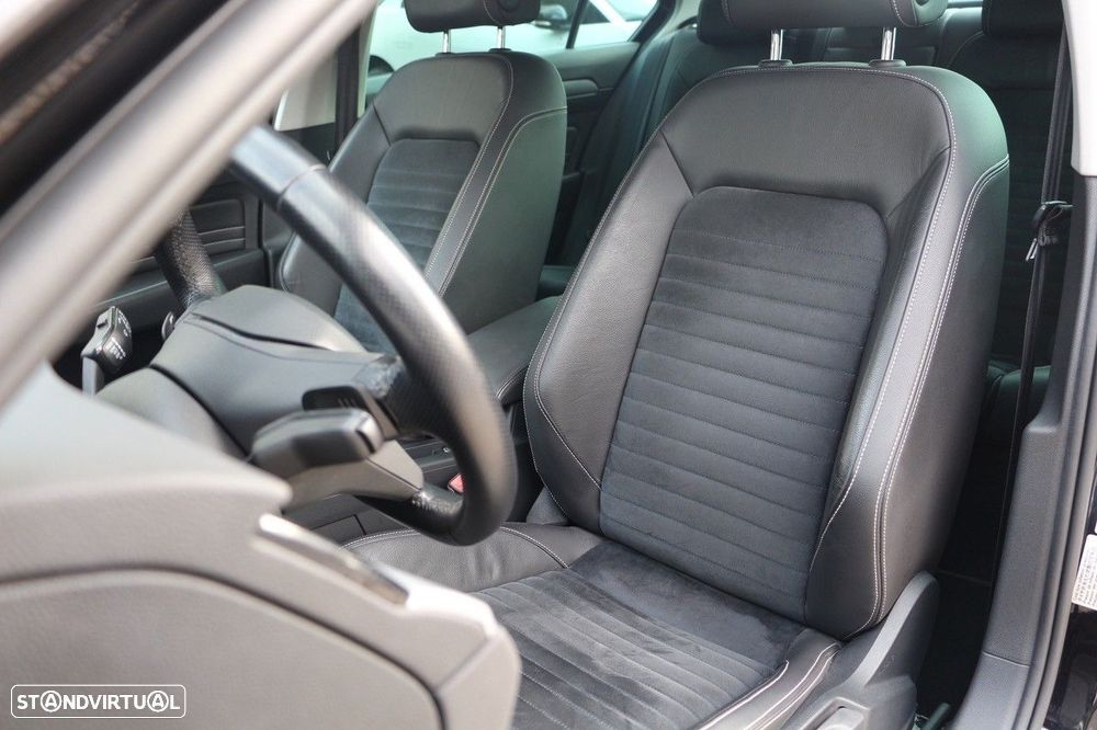 VW Passat 1.4 TSI GTE+ Plug-in - 17