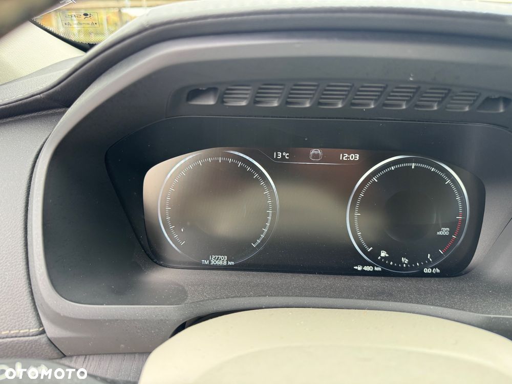 Volvo XC 90 D5 AWD Inscription 7os - 9