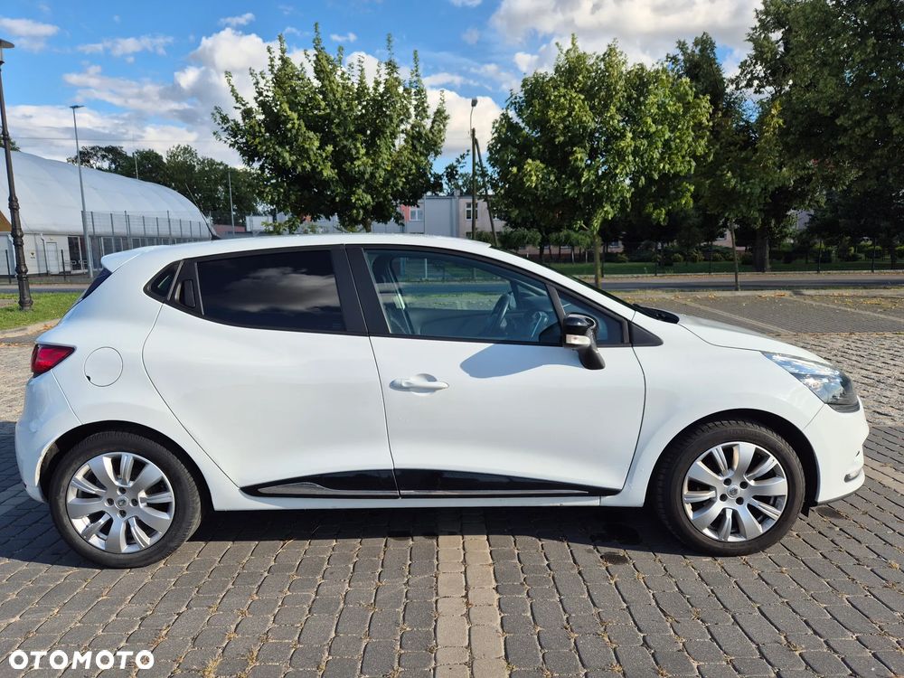 Renault Clio - 6