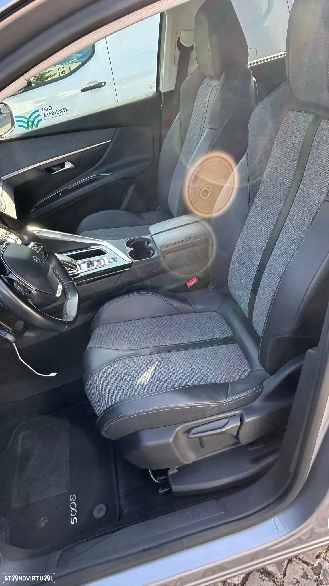 Peugeot 5008 1.5 BlueHDi Allure EAT8 - 9
