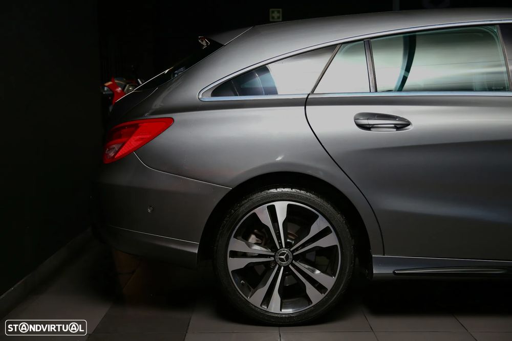 Mercedes-Benz CLA 180 Shooting Brake d Urban - 20