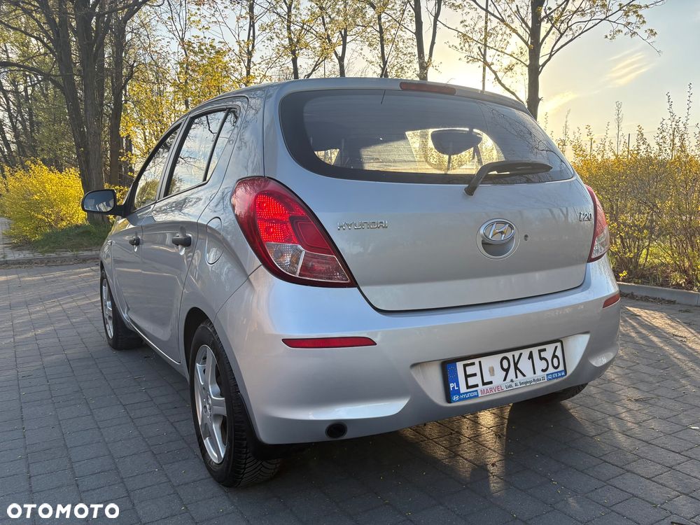 Hyundai i20 1.25 Classic + - 10