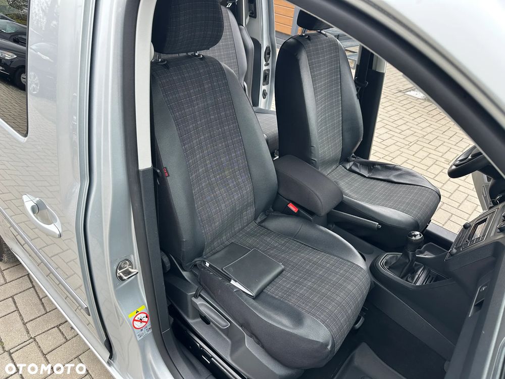 Volkswagen Caddy - 18