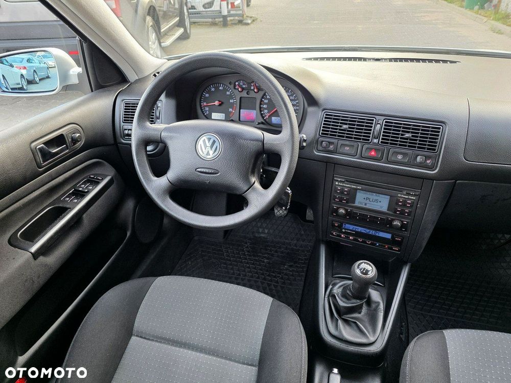 Volkswagen Golf Variant 1.6 - 16