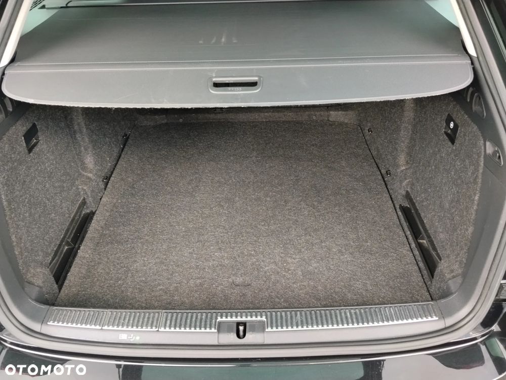 Skoda Superb 2.0 TDI Style DSG7 - 23
