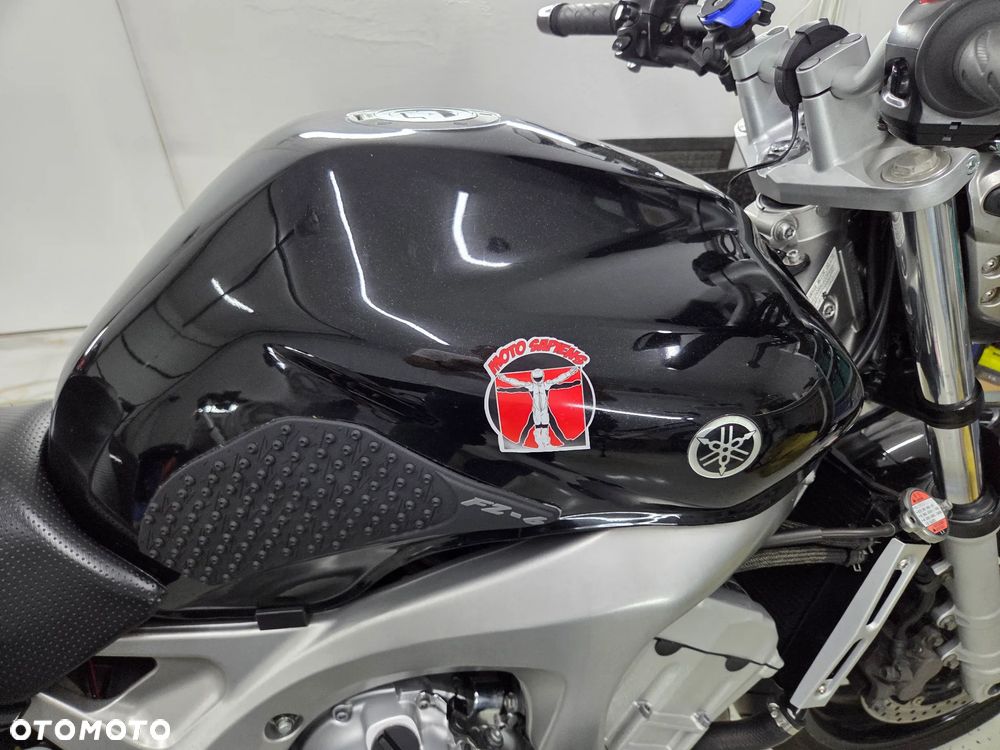 Yamaha FZ6 - 2