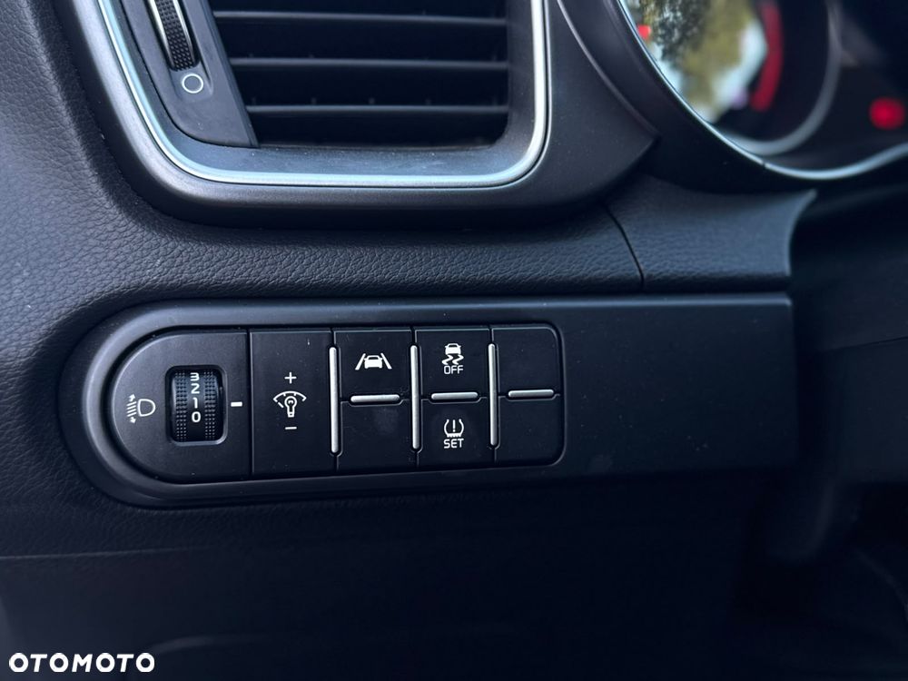Kia Ceed 1.5 T-GDI L - 31